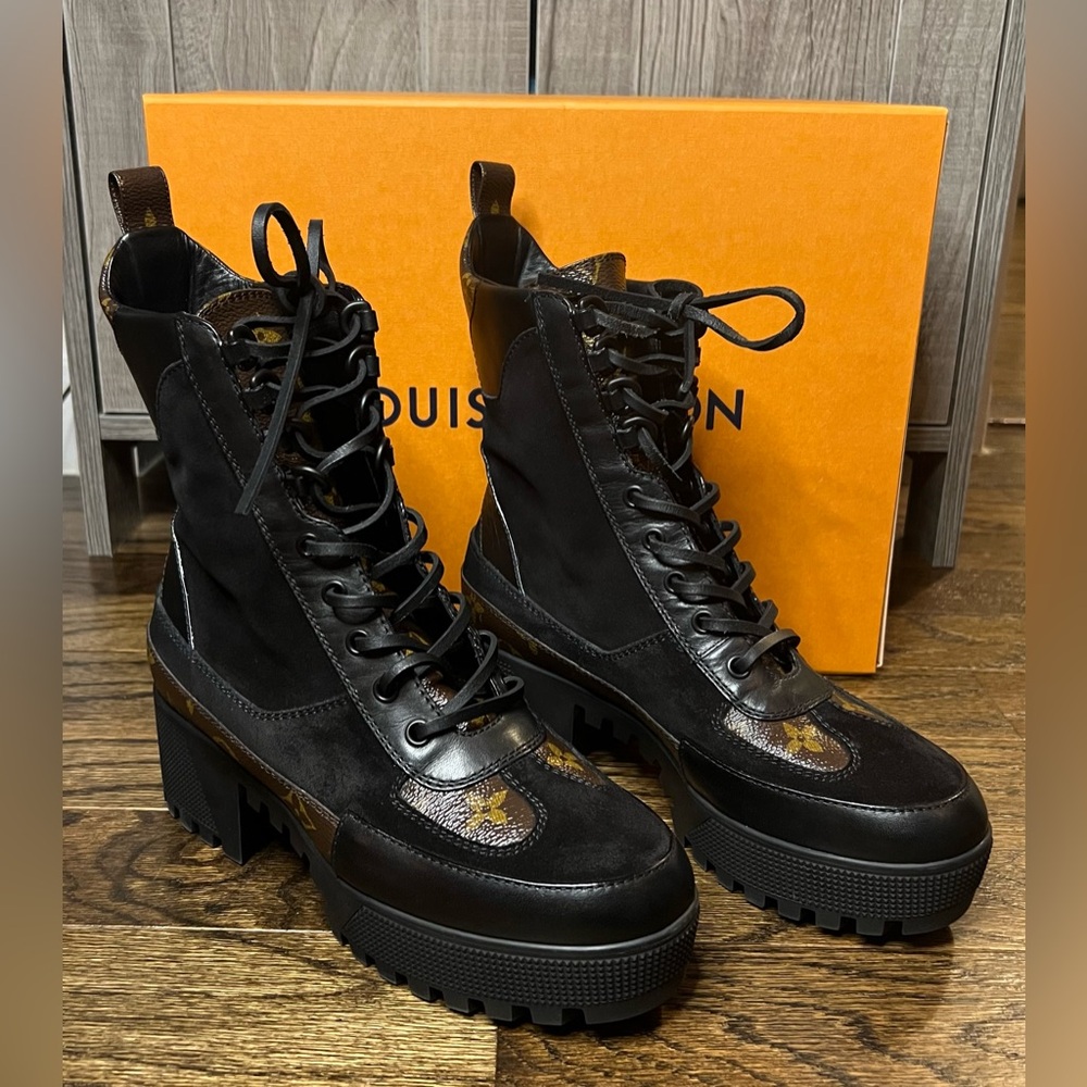 Authentic Louis Vuitton Laureate Platform Desert Boot